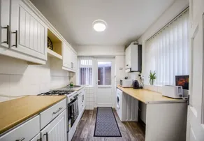 Lovely holiday home with 3 bedrooms for 8 persons - Image 5