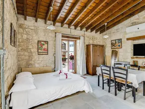 Family-oriented pleasant apartment - Image 4