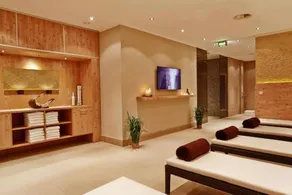 Holiday apartment with sauna, garden & terrace - Image 5