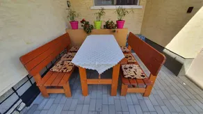 Apartment with garden, terrace & barbecue - Image 2
