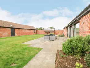 Fully equipped wonderful cottage with barbeque & garden | Beach view | Pets are welcome - Image 2