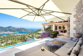 Villa avec jacuzzi, piscine privée et terrasse | Vue plage - Image 3