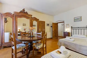 Wonderful private room with garden & barbecue | Garden view | Dogs allowed - Image 4