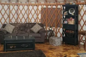 Luxurious Lakefront Yurt Rental for a Romantic Getaway near Grapevine, Texas - Image 2