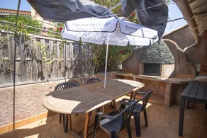 Wonderful flat with terrace & barbecue | Sea view | Beach nearby | Perfect for remote work | Pet-friendly - Image 3
