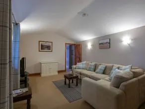 Cottage with garden - Image 5