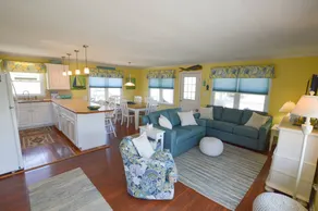 This great little Outer Banks beach home - Image 5
