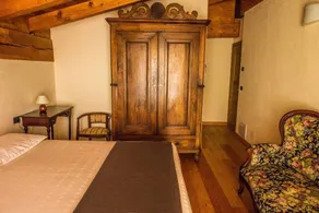 Agriturismo Les Granges: Rovere - Camera con colazione - Image 4
