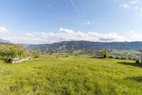 Charmant appartement adapté aux familles avec terrasse, barbecue et jardin | Vue jardin - Image 3