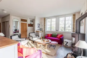 Merveilleuse maison avec barbecue et jardin - Image 2