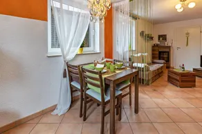 Family-friendly apartment with garden, barbeque & terrace | Garden view | Pets are welcome - Image 2