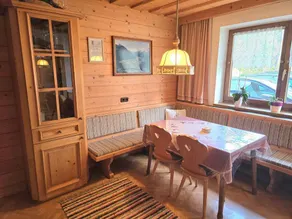 Family-oriented pleasant cabin with BBQ & garden | Mountain view - Image 4