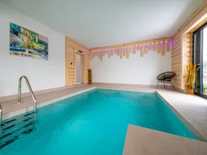 Holiday home with private pool, sauna & BBQ | Mountain view - Image 2
