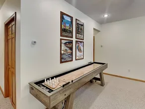 Black Pines Lodge - Image 4