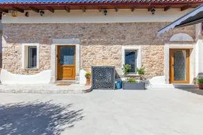 Holiday home with garden, terrace & private pool | Garden view - Image 4