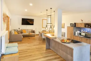 Apartment with sauna & jacuzzi - Image 2