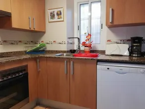 Voll ausgestattetes geräumiges Ferienhaus mit Terrasse und Grill | Perfekt für die Arbeit von Zuhause | Hunde erlaubt - Image 5