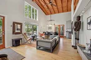 The Artful Bungalow With Loft Home - Image 4