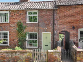 Eva's Cottage - Image 2