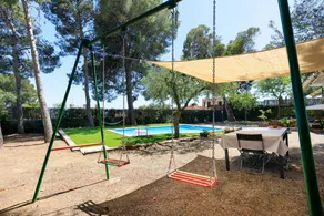 House with garden, private pool & terrace | Sea view | Good for workation - Image 2