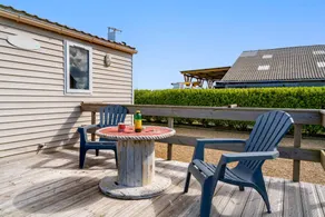 Mobile Home 'Ty Reuniou' with Sea View, Private Terrace and Garden - Image 3
