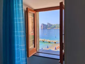 Lovely apartment on a panoramic position with lots of nice garden corners - Image 2