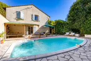 Ferienhaus 'Maison Sur La Mare' mit Bergblick, privatem Pool und WLAN - Image 2