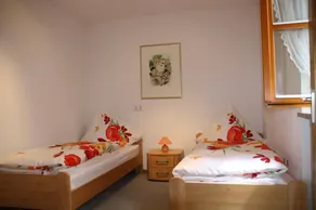 Agradable apartamento apto para niños con barbacoa, terraza y jardín | Vistas al jardín - Image 5
