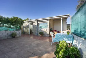 Beautiful mobile home with garden | Pet-friendly - Image 2
