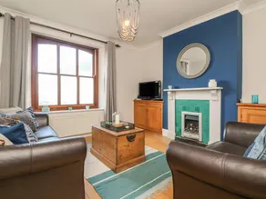 Cottage with garden & terrace | Beach view - Image 4
