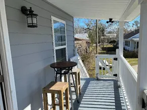 Charming holiday home with garden - Image 3