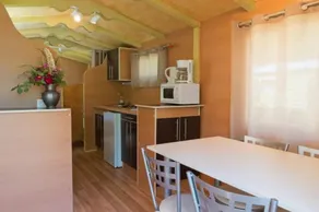 Camping with barbecue, terrace & heated pool - Image 2