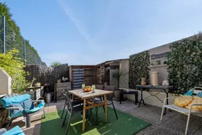 Hostal con desayuno con barbacoa, jardín y terraza | Vistas al jardín - Image 2