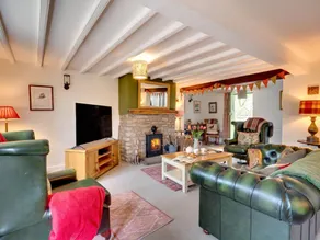 Cottage with garden - Image 3