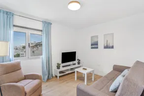 Appartement avec internet haut débit, jardin et terrasse | Vue montagne - Image 2