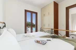 3 bedrooms villa with private pool enclosed garden and wifi at Kolympia 1 km away from the beach - Image 5