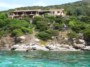 Maison avec barbecue et terrasse | Vue sur l'eau - Image 2