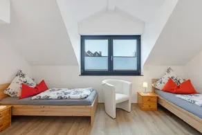 Deluxe Apartment Lea with Balcony and Wi-Fi - Image 4