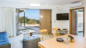 Villa with terrace, private pool & barbecue - Image 3