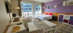 Holiday apartment with terrace | Perfect for remote work - Image 5