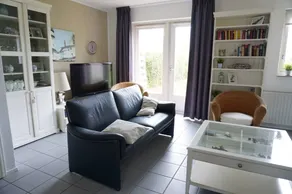 Beautiful Holiday Home With Garden - Image 3