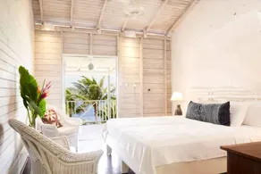 Heavenly Vacation Suite with Breakfast, Ocean Views and Patio in Barbados - Image 2
