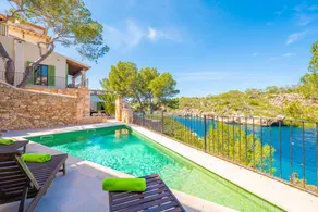 Villa mit Grill, privatem Pool und Terrasse - Image 3