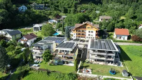 Flat with pool, hot tub & sauna | Lake view | Suitable for remote work - Image 2