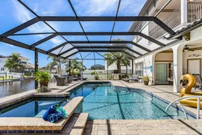 Maison de vacances avec barbecue, piscine privée et jacuzzi | Vue sur l'eau - Image 3