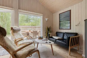 Fully equipped ample house with jacuzzi, terrace & sauna - Image 2