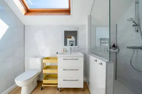 Child-friendly holiday home with garden, private pool & terrace | Mountain view - Image 5