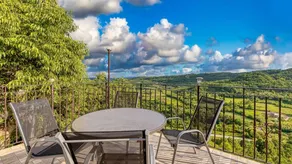 Flat with BBQ, pool & garden | Mountain view - Image 3