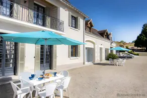 Cottage with garden, BBQ & heated pool | Garden view - Image 2