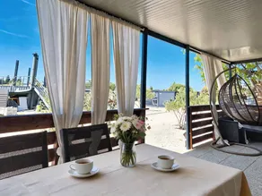 Pleasant house with terrace & heated pool - Image 2